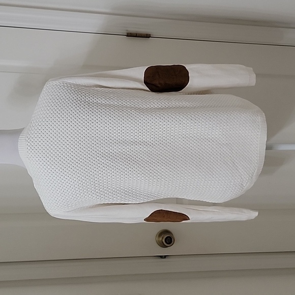 Lety & Me Size L Ivory Elbow Patch Curved Hem Sweater, Excellent Used Condition - Picture 5 of 12